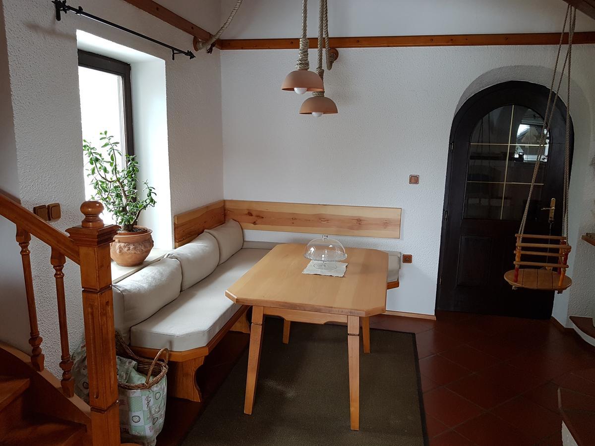Pr'Simi Bed & Breakfast Golnik Bagian luar foto