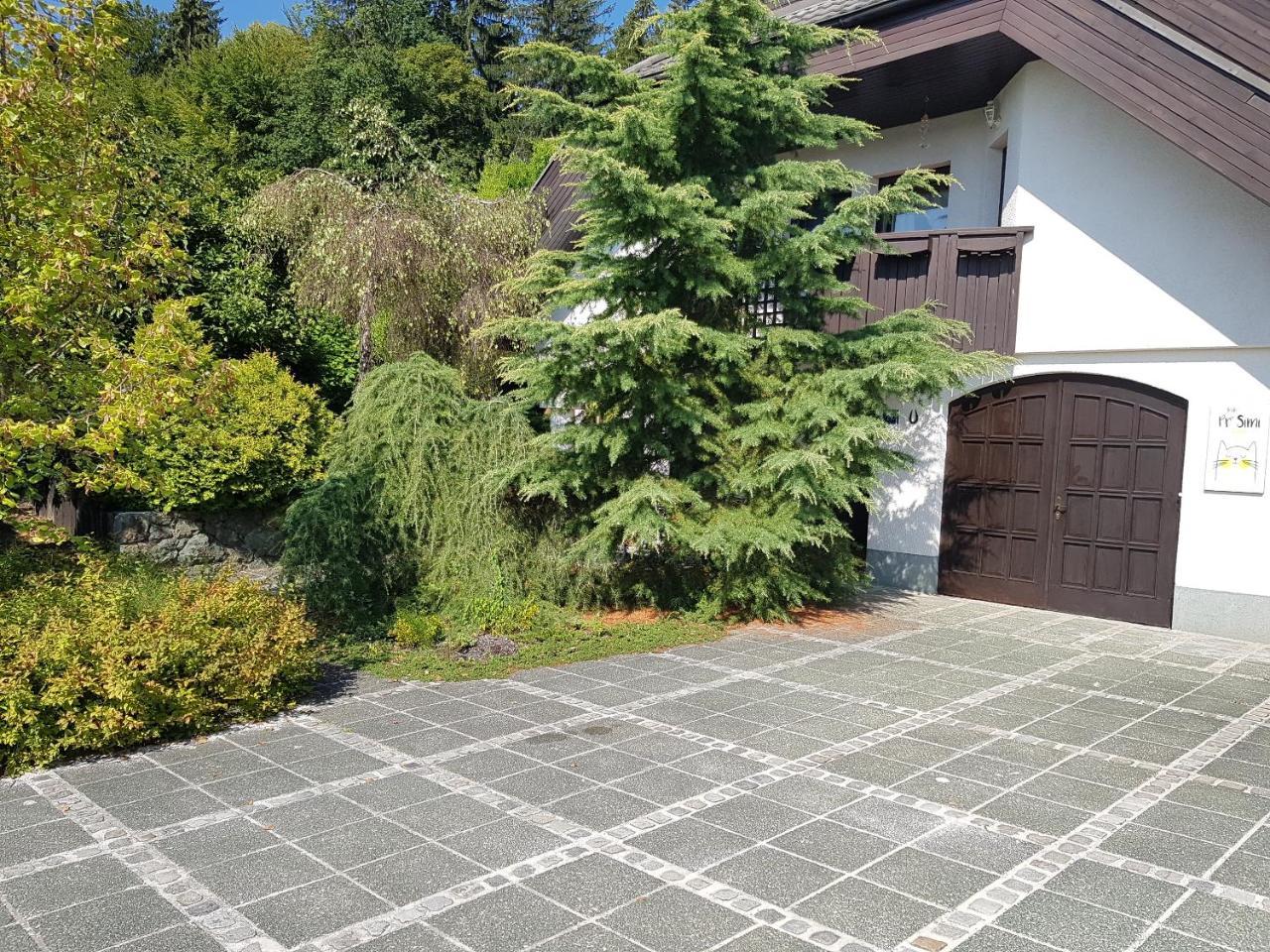 Pr'Simi Bed & Breakfast Golnik Bagian luar foto